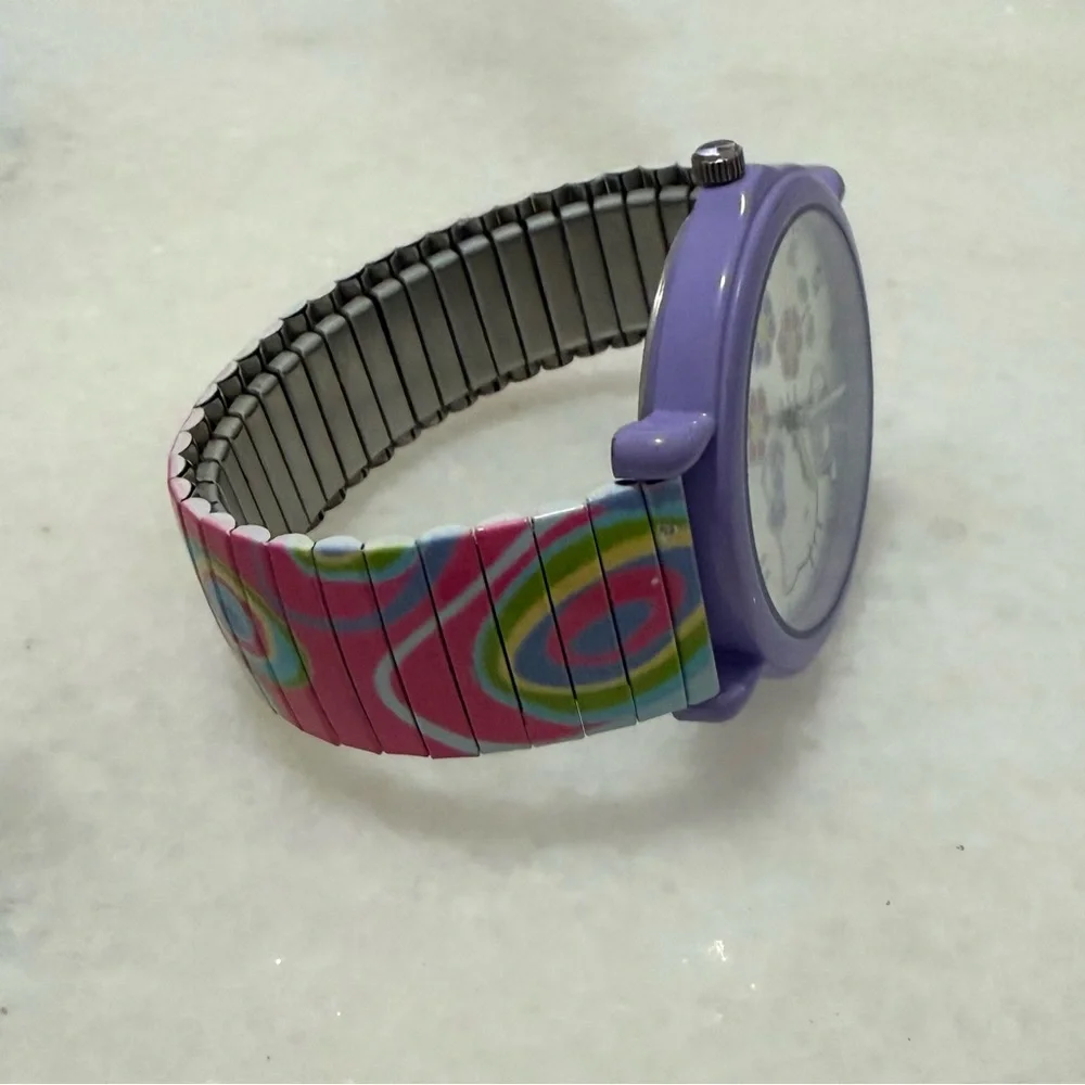 ✔️Sanrio Purple & Pink Spring Watch - Picture 6 of 8